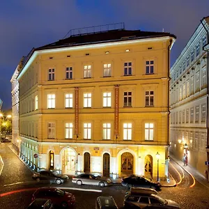 4* Ξενοδοχείο Charles Bridge Palace