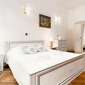  Apartment Magnificent King