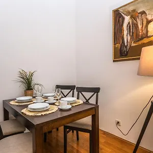 Wishlist Residences - Old Town Square Appartement