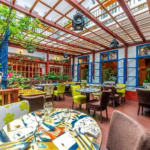 Salvator Hotel